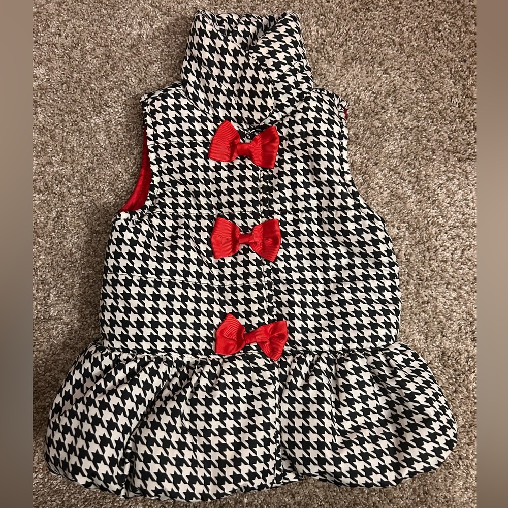 Houndstooth Puffer Vest